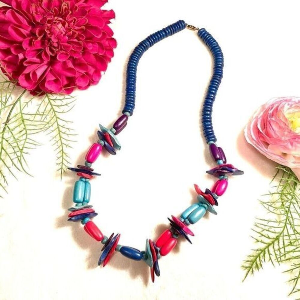 VINTAGE⚜️RETRO Wooden Multicolored Bead Necklace